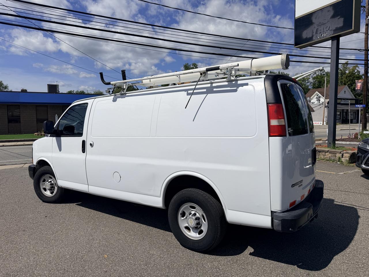 Chevrolet Express 2500 Cargo 2013