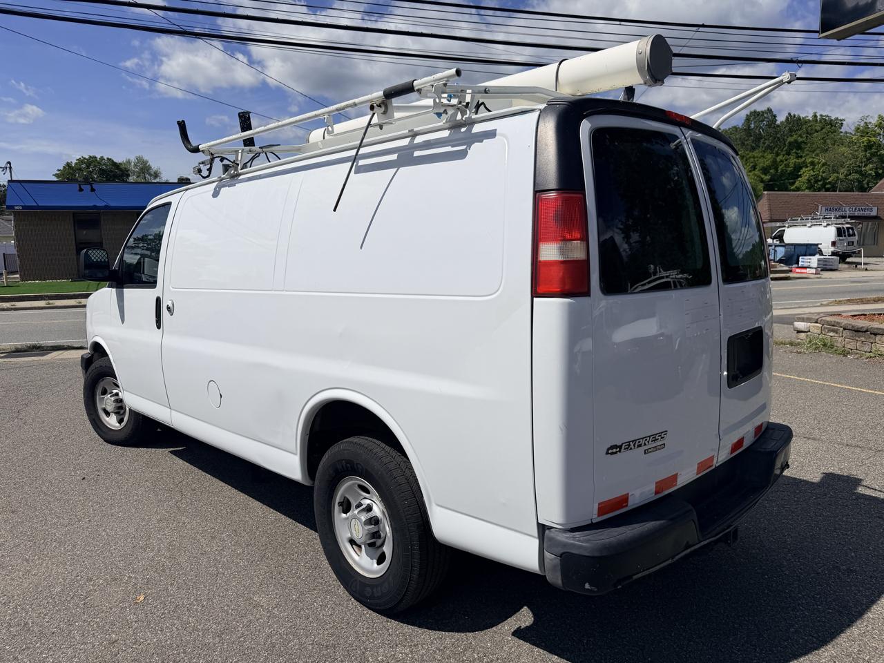 Chevrolet Express 2500 Cargo 2013