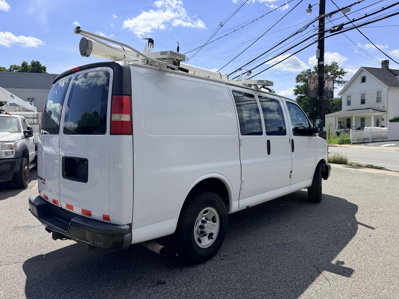 Chevrolet Express 2500 Cargo 2013
