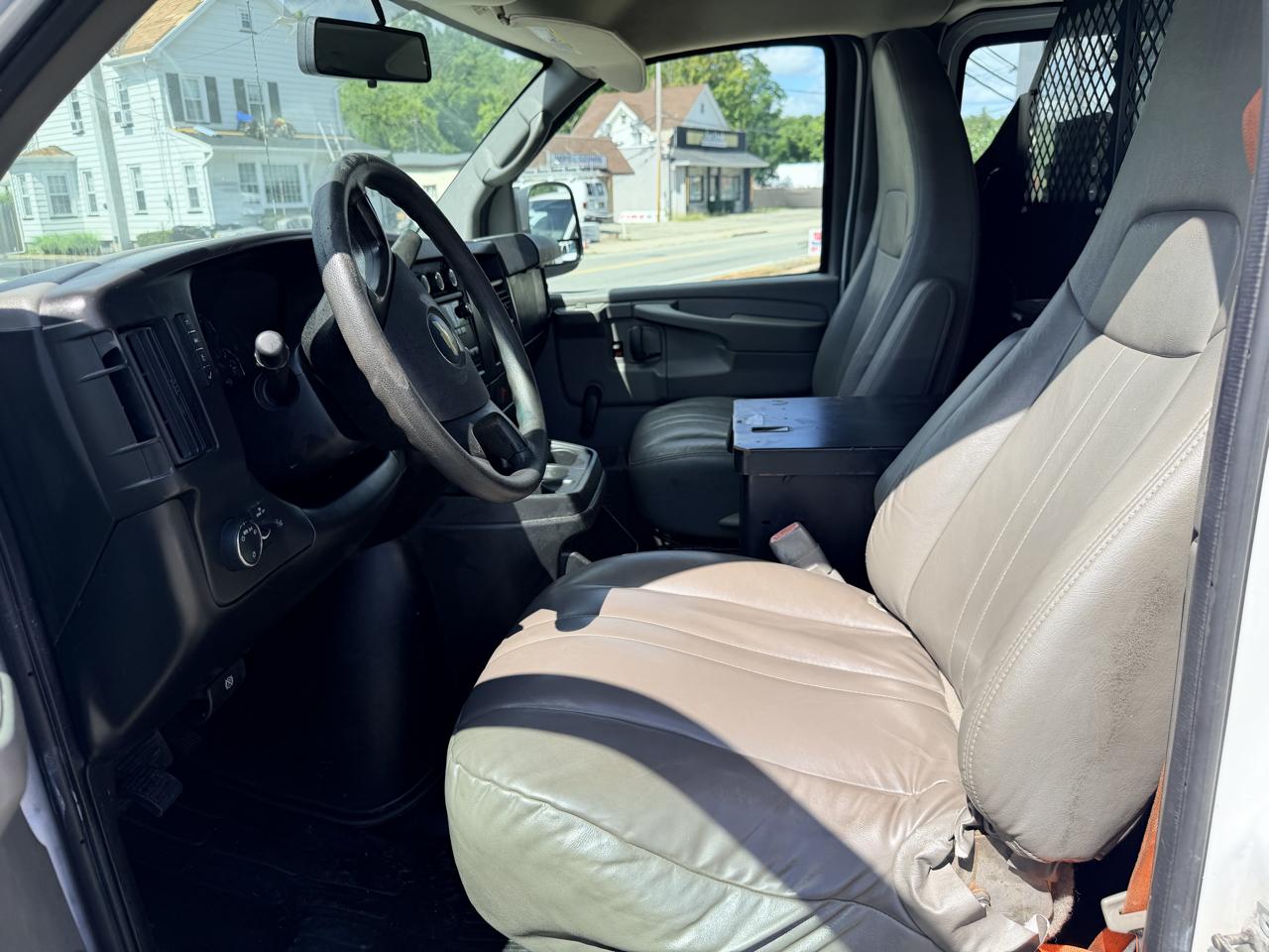 Chevrolet Express 2500 Cargo 2013