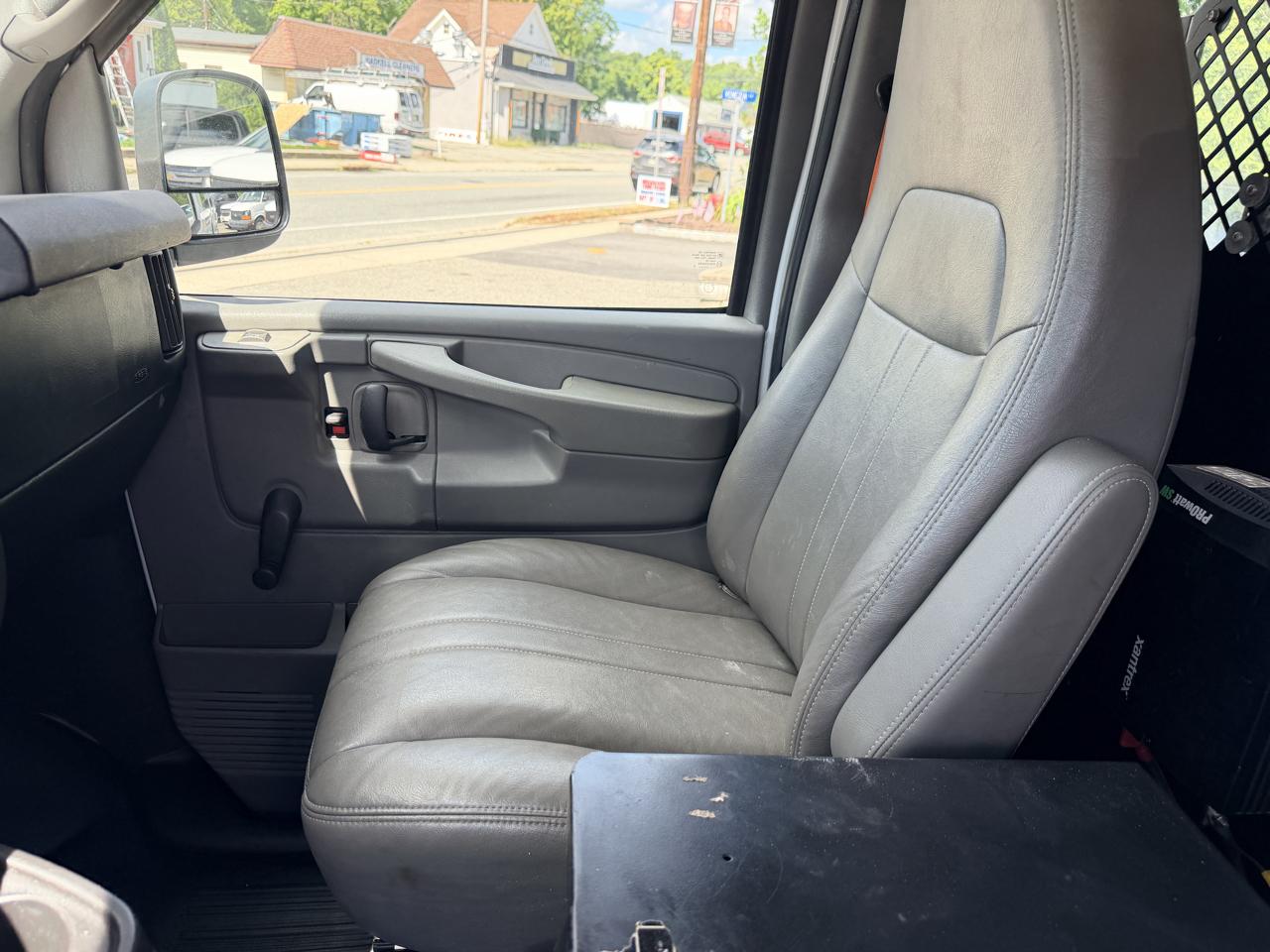 Chevrolet Express 2500 Cargo 2013
