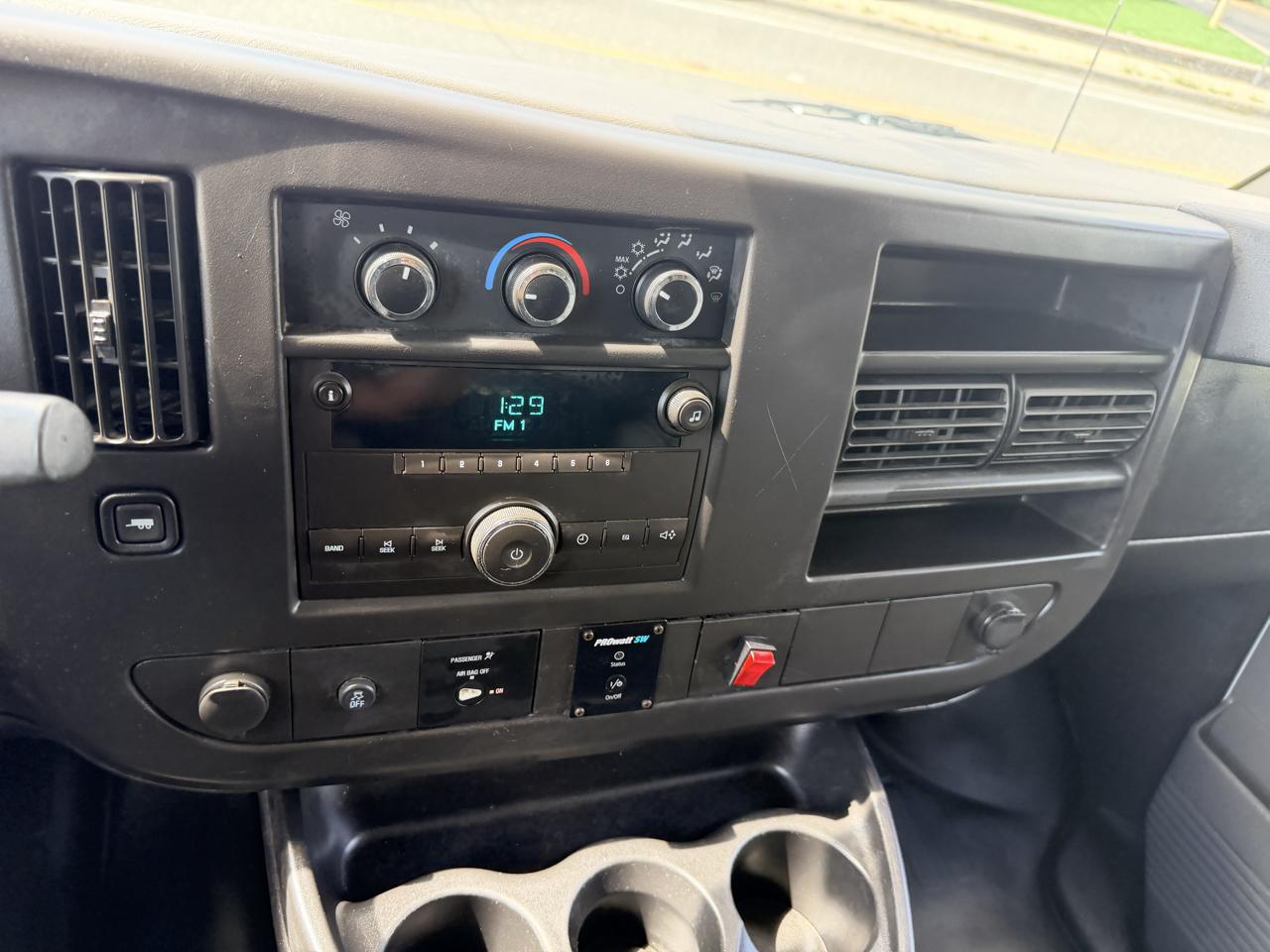 Chevrolet Express 2500 Cargo 2013