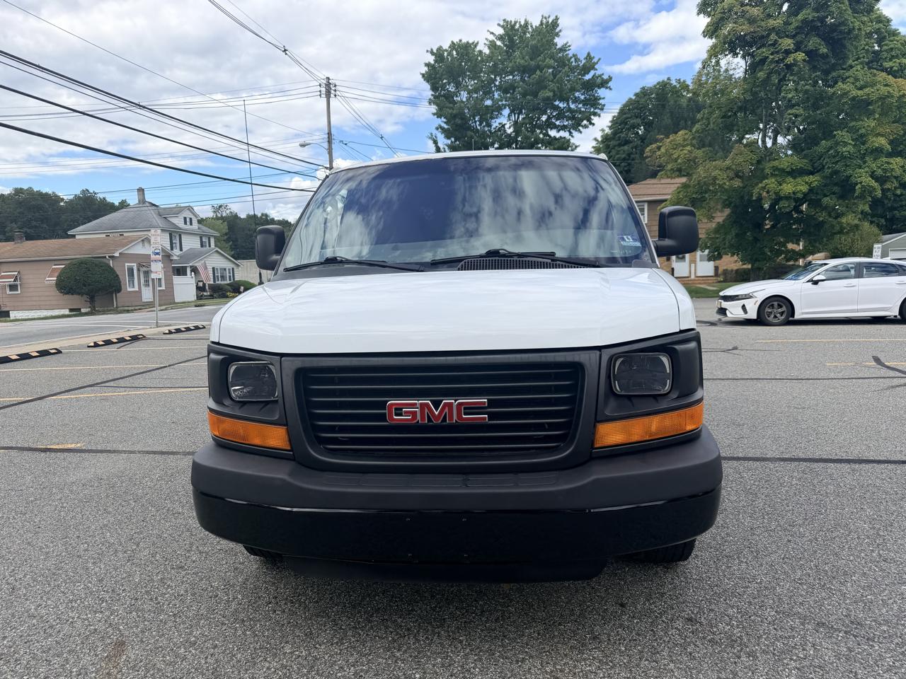 GMC Savana G3500 Cargo 2014