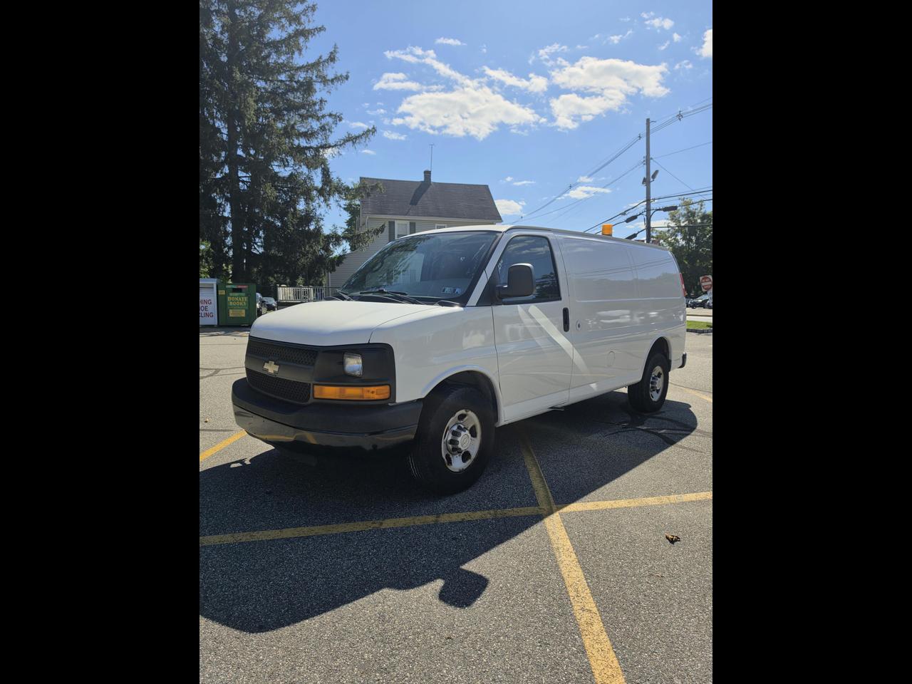 Chevrolet Express 2500 Cargo 2011