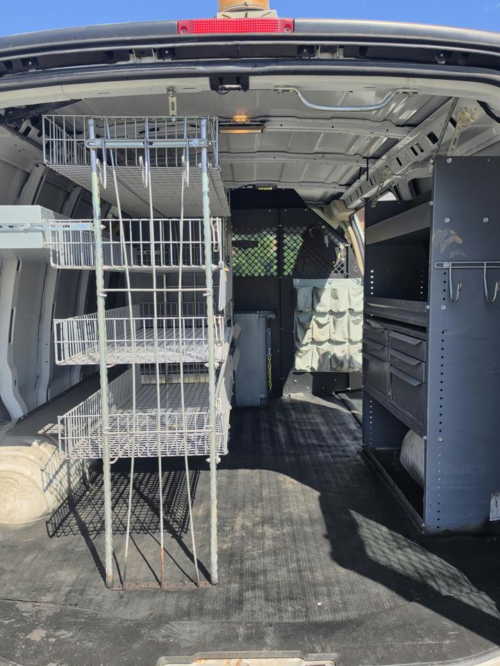 Chevrolet Express 2500 Cargo 2011