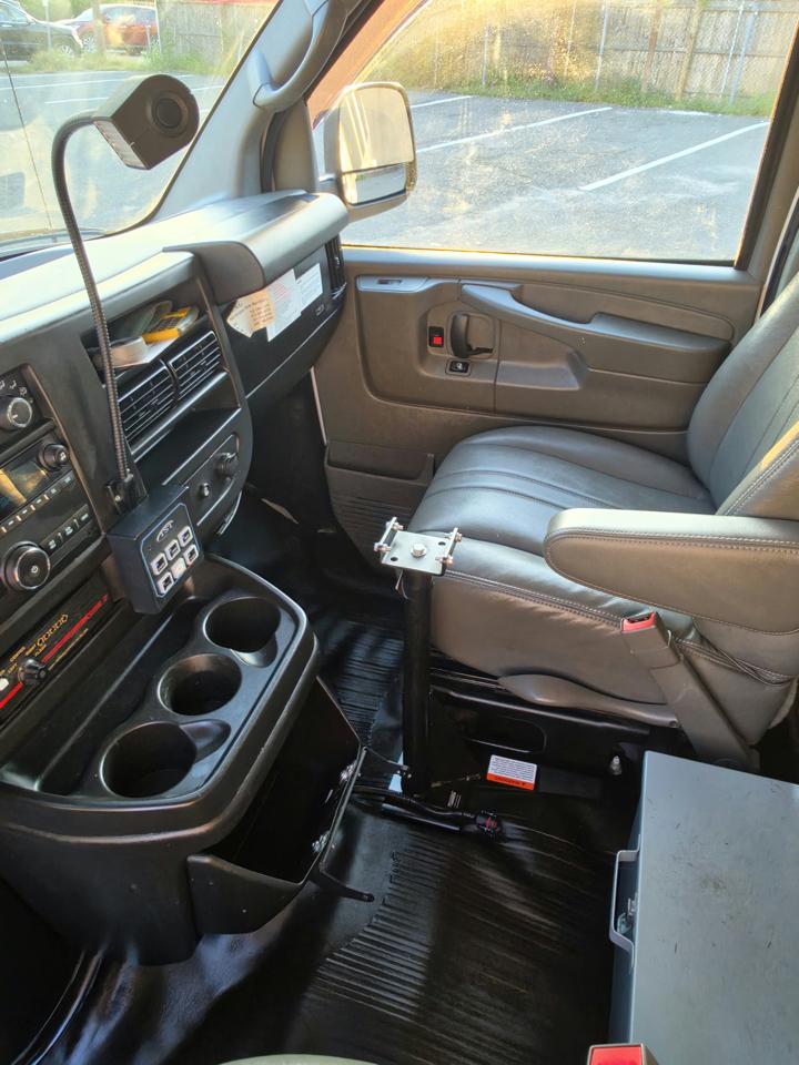 GMC Savana G3500 Cargo 2015