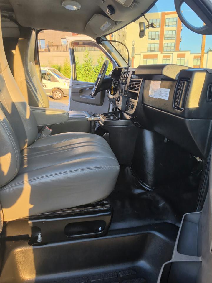 GMC Savana G3500 Cargo 2015