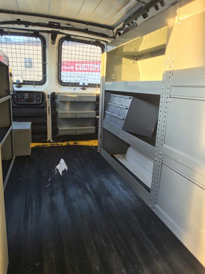GMC Savana G3500 Cargo 2015