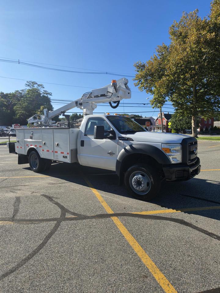 Ford F-550 Regular Cab DRW 2WD 2015