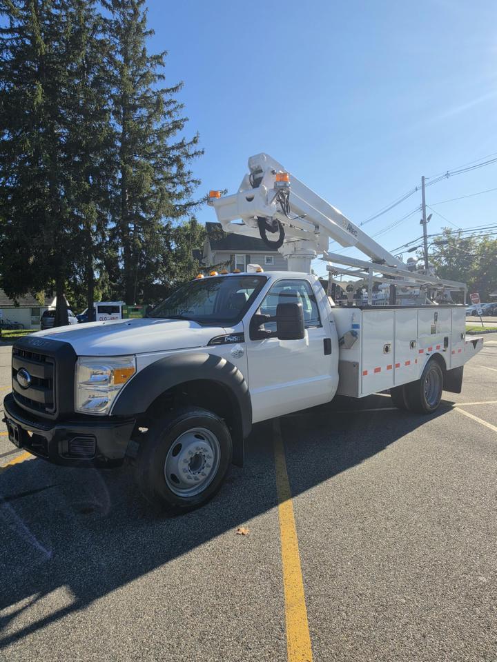 Ford F-550 Regular Cab DRW 2WD 2015