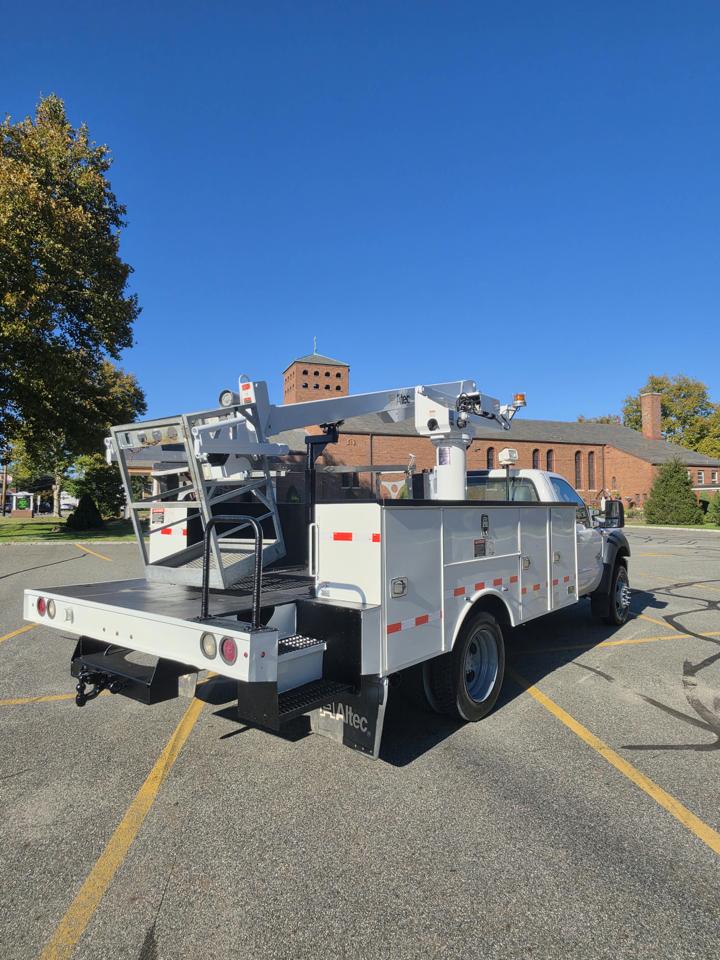 Ford F-550 Regular Cab DRW 2WD 2015