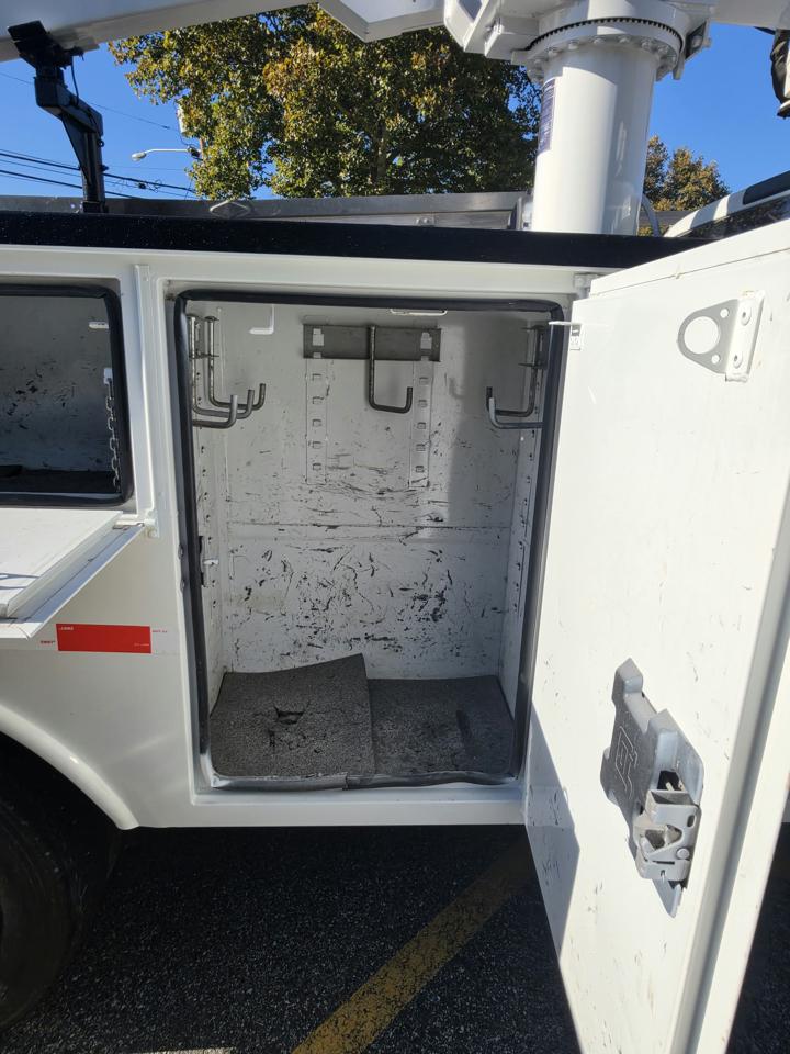 Ford F-550 Regular Cab DRW 2WD 2015