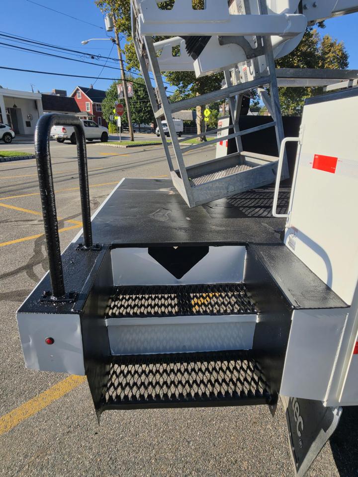 Ford F-550 Regular Cab DRW 2WD 2015