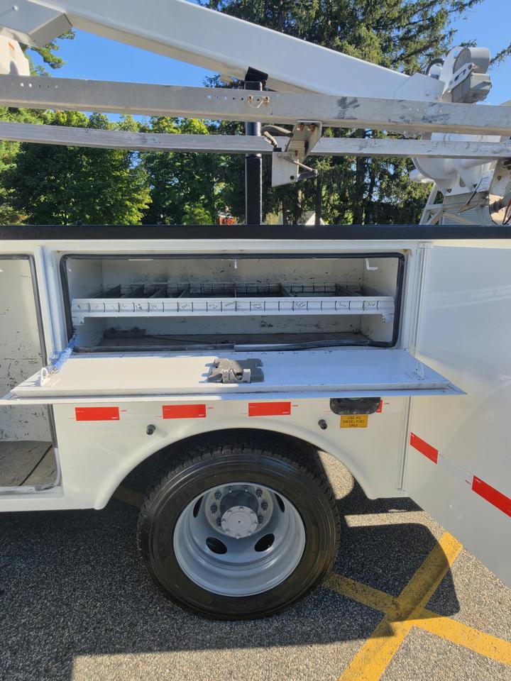 Ford F-550 Regular Cab DRW 2WD 2015