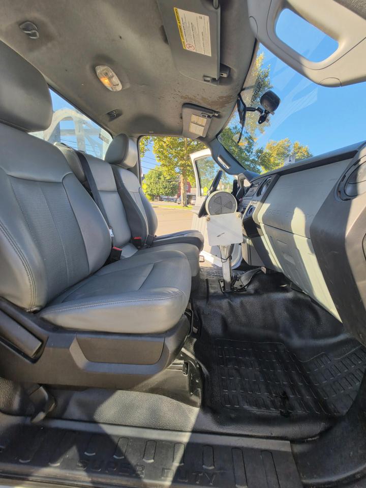 Ford F-550 Regular Cab DRW 2WD 2015