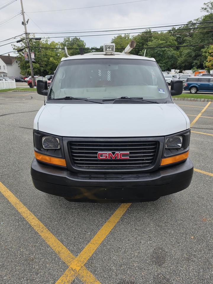 GMC Savana G3500 Cargo 2013