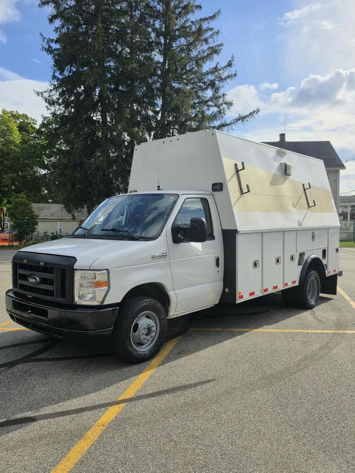 Ford Econoline E450 2018