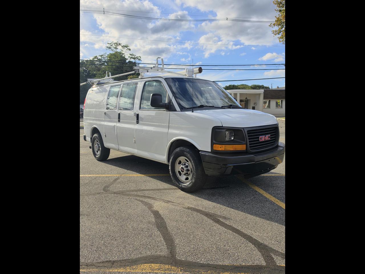 GMC Savana G3500 Cargo 2016