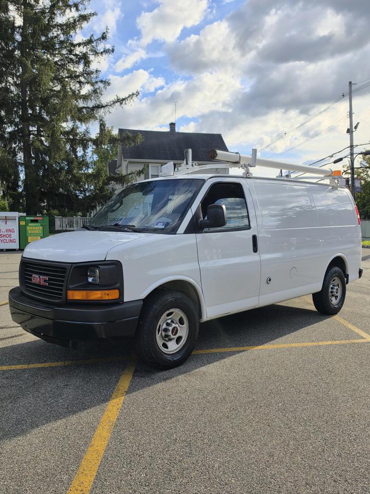 GMC Savana G3500 Cargo 2016