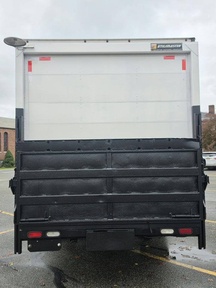 Ford Econoline E-350 Super Duty 2019