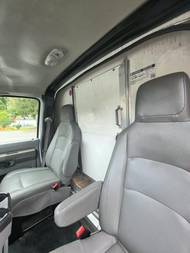 Ford Econoline E-350 Super Duty 2019