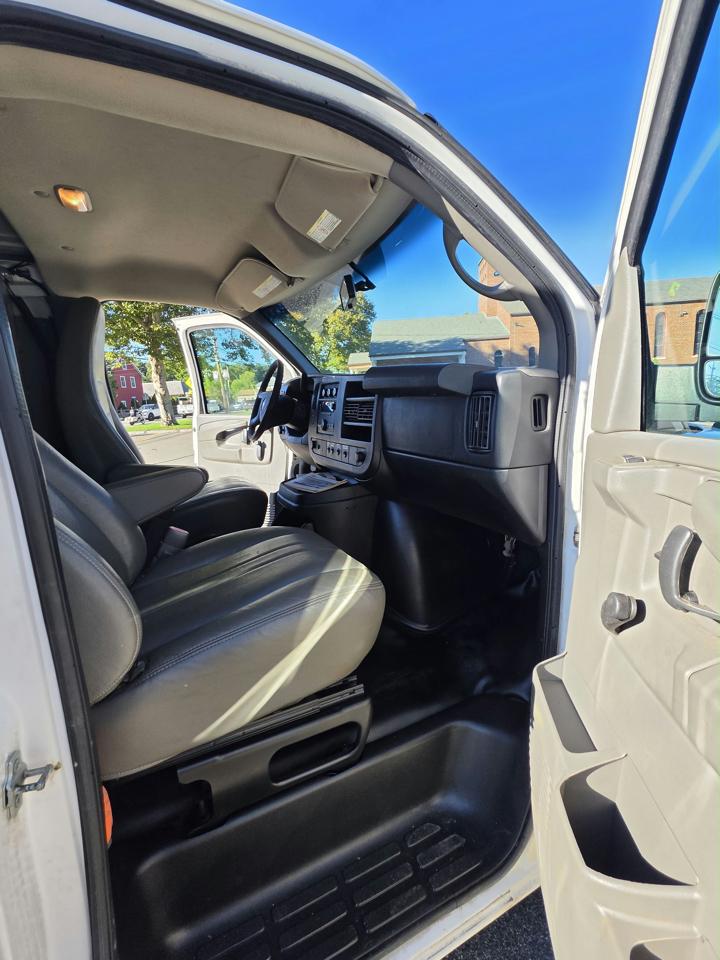 Chevrolet Express 2500 Cargo 2013