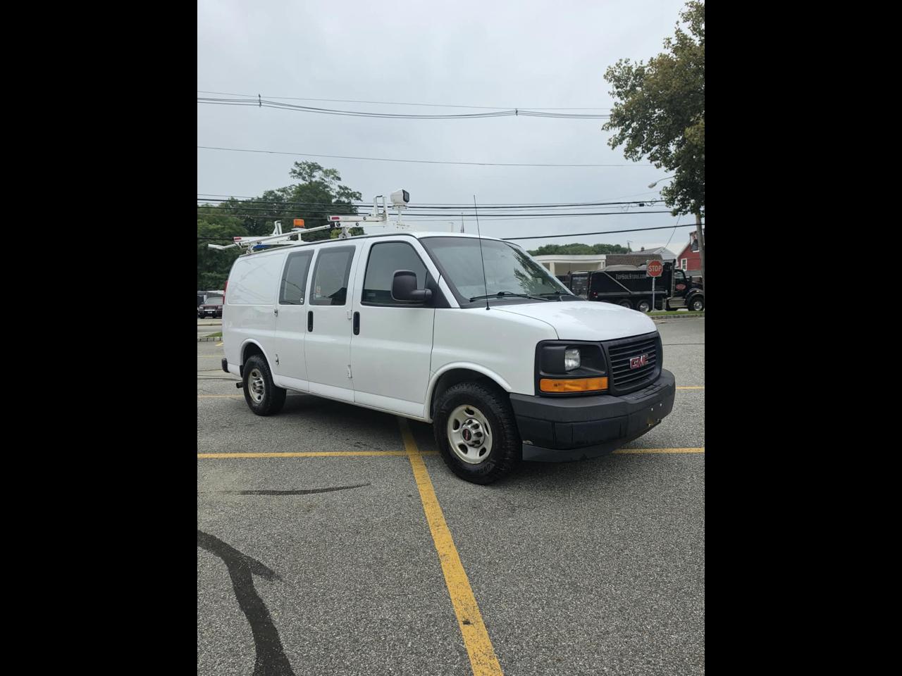 GMC Savana G2500 Cargo 2017