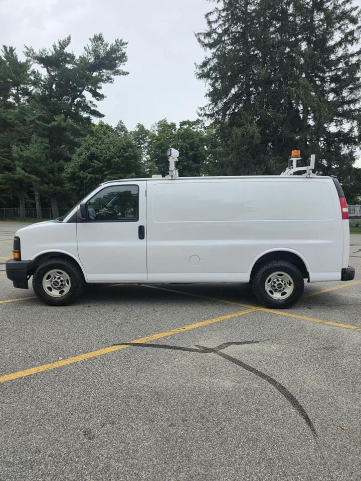 GMC Savana G2500 Cargo 2017