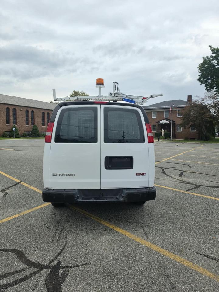 GMC Savana G2500 Cargo 2017