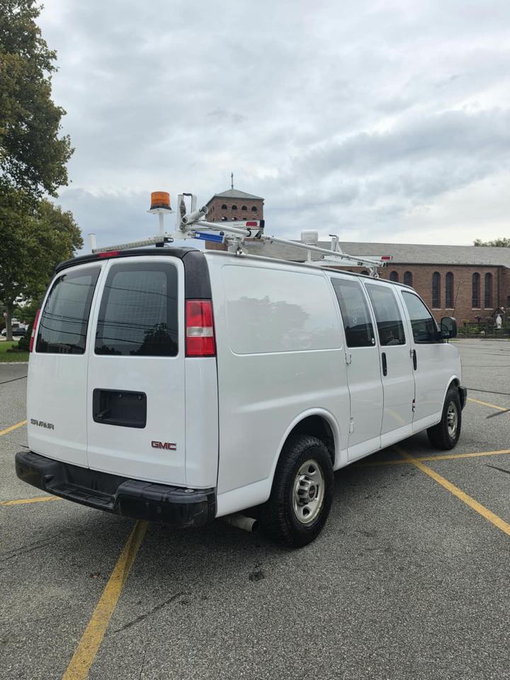 GMC Savana G2500 Cargo 2017