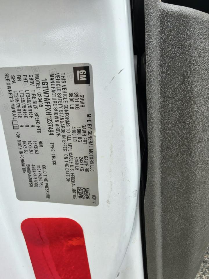 GMC Savana G2500 Cargo 2017