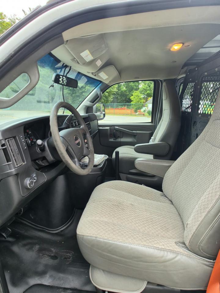 GMC Savana G2500 Cargo 2017