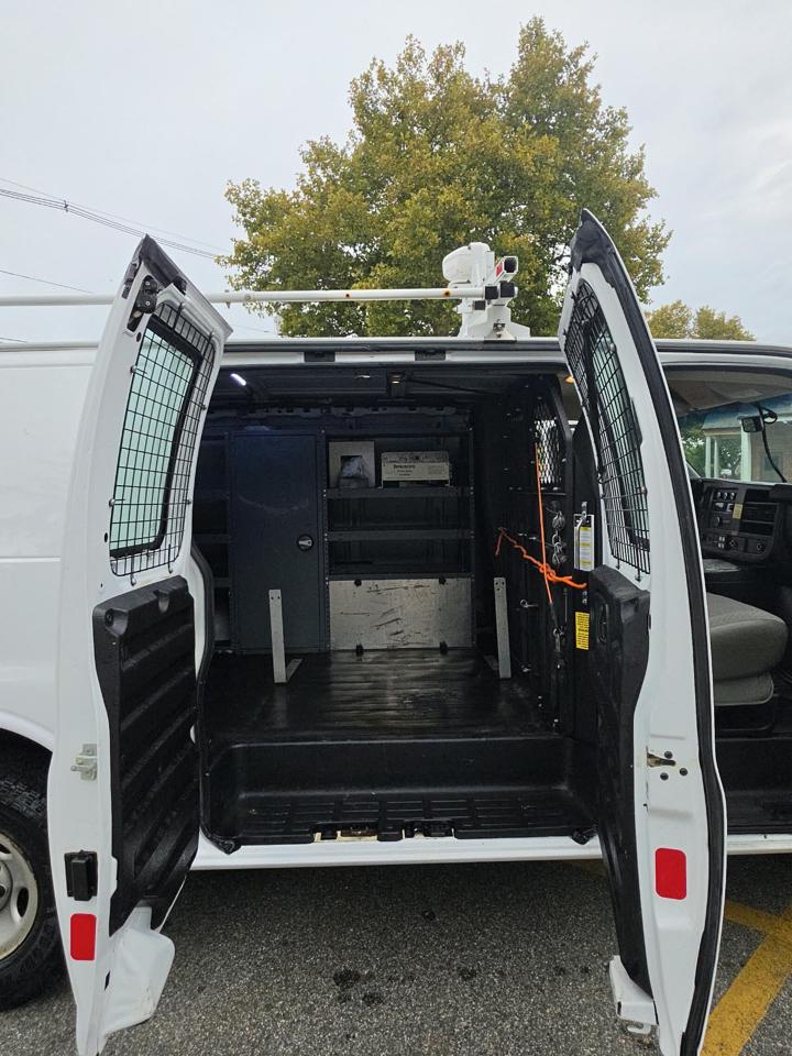GMC Savana G2500 Cargo 2017