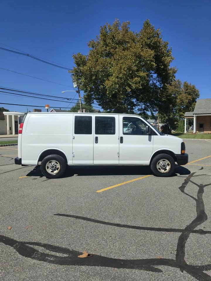 GMC Savana G2500 Cargo 2014