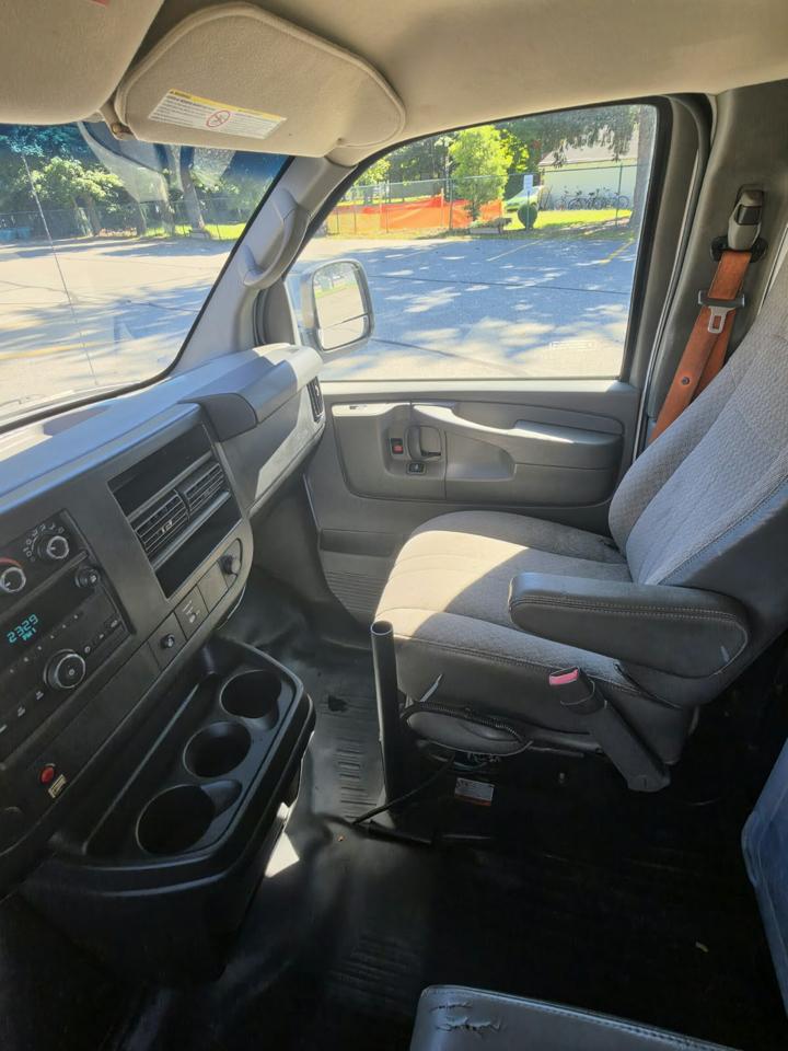 GMC Savana G2500 Cargo 2014