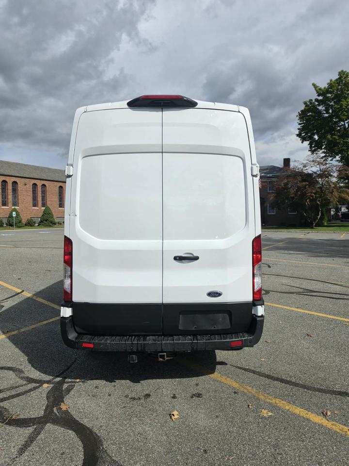 Ford Transit 250 Van High Roof w/Sliding Pass. 148-in. WB 2021