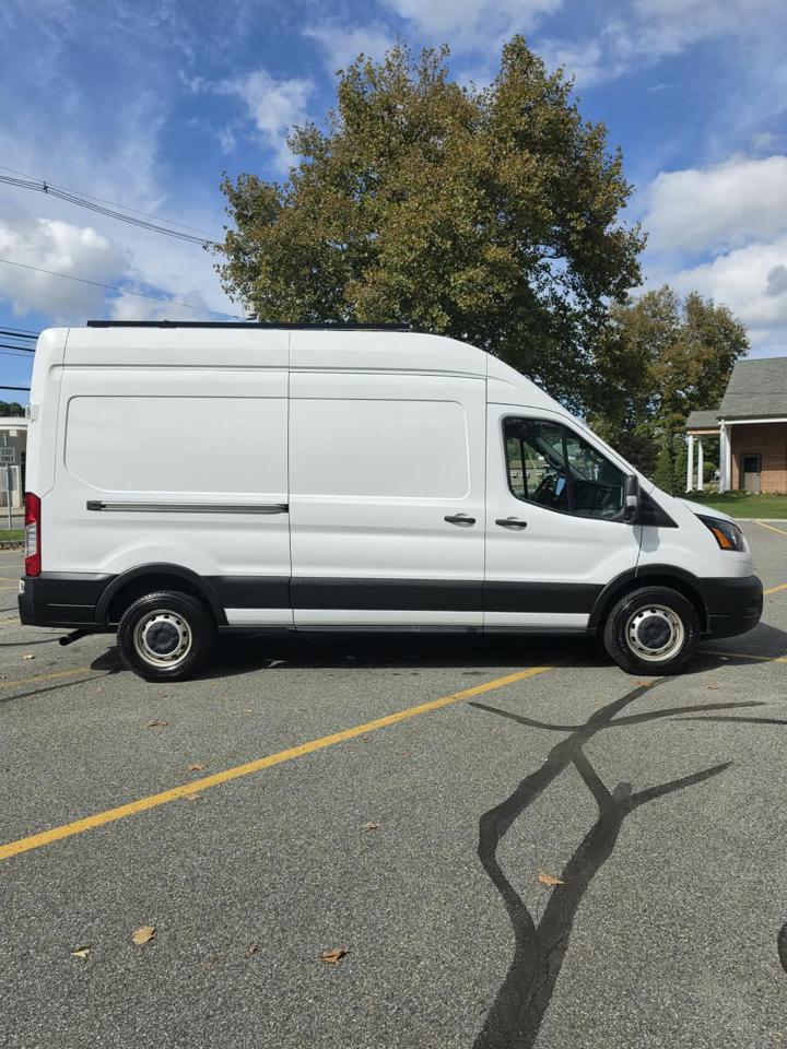 Ford Transit 250 Van High Roof w/Sliding Pass. 148-in. WB 2021