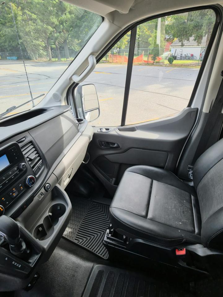 Ford Transit 250 Van High Roof w/Sliding Pass. 148-in. WB 2021