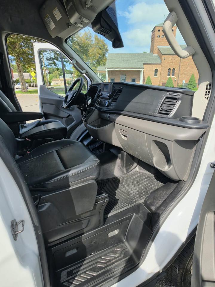 Ford Transit 250 Van High Roof w/Sliding Pass. 148-in. WB 2021