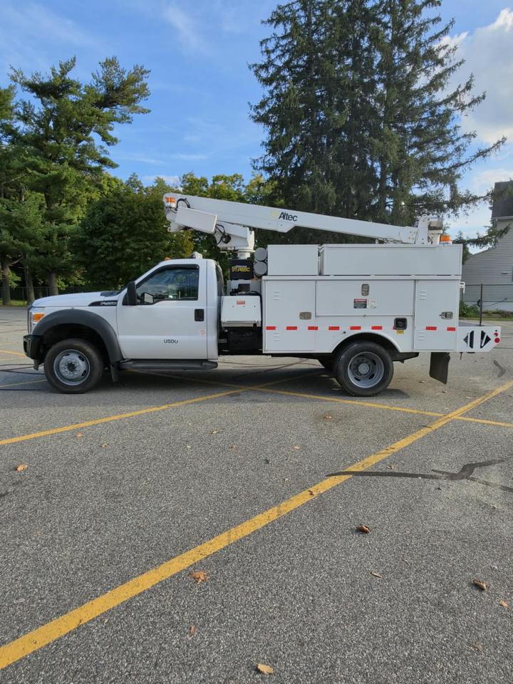 Ford F-450 SD Regular Cab DRW 2WD 2013