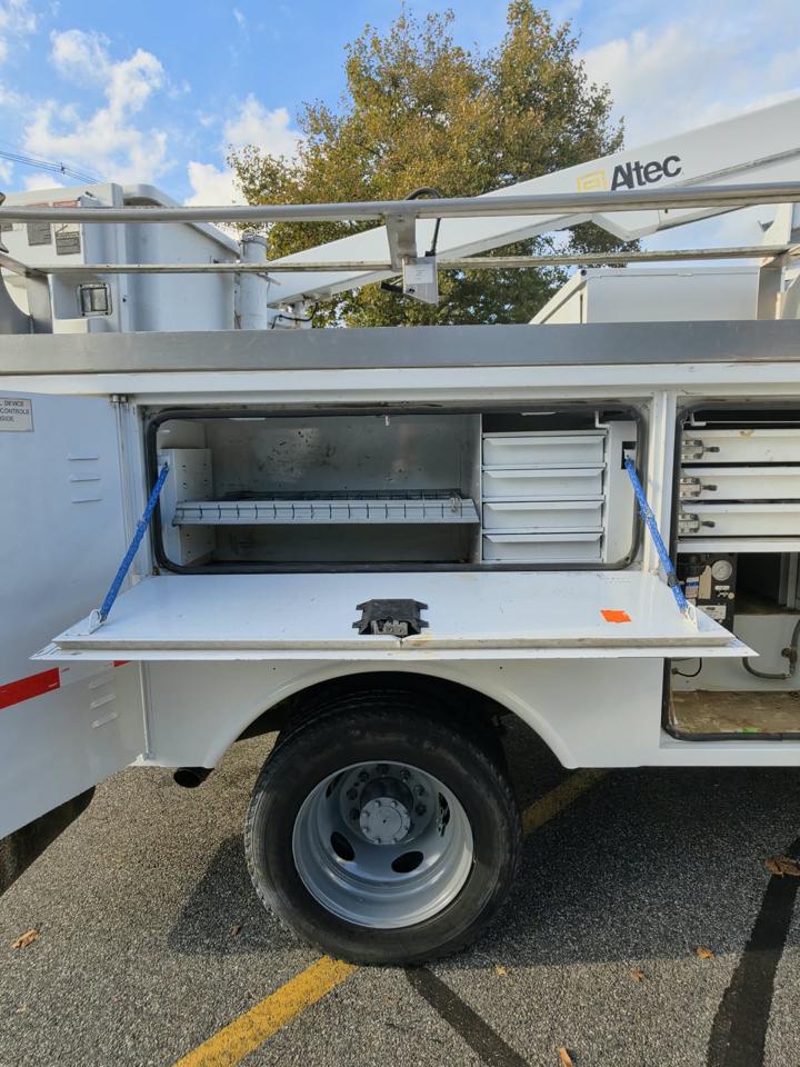 Ford F-450 SD Regular Cab DRW 2WD 2013