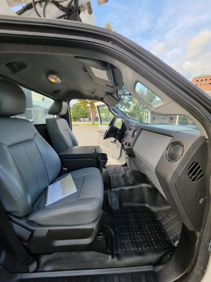 Ford F-450 SD Regular Cab DRW 2WD 2013