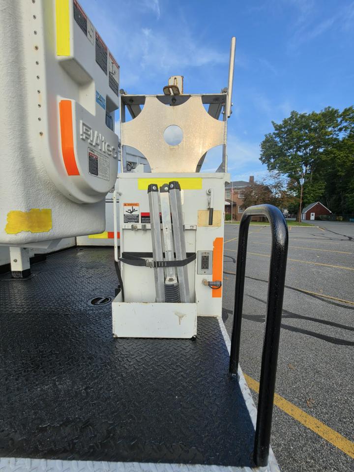 Ford F-450 SD Regular Cab DRW 2WD 2013