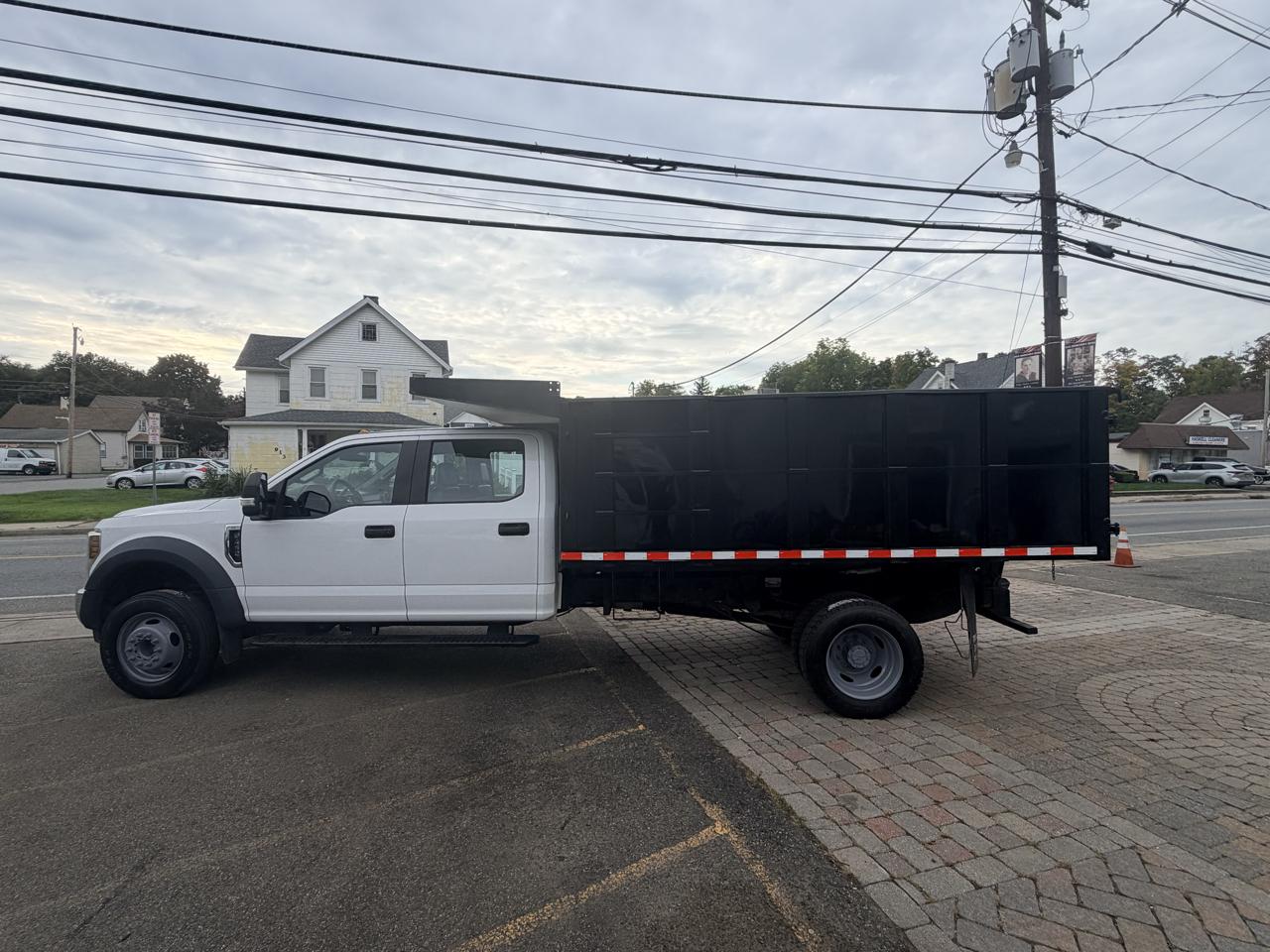 Ford F-450 SD Crew Cab DRW 2WD 2019