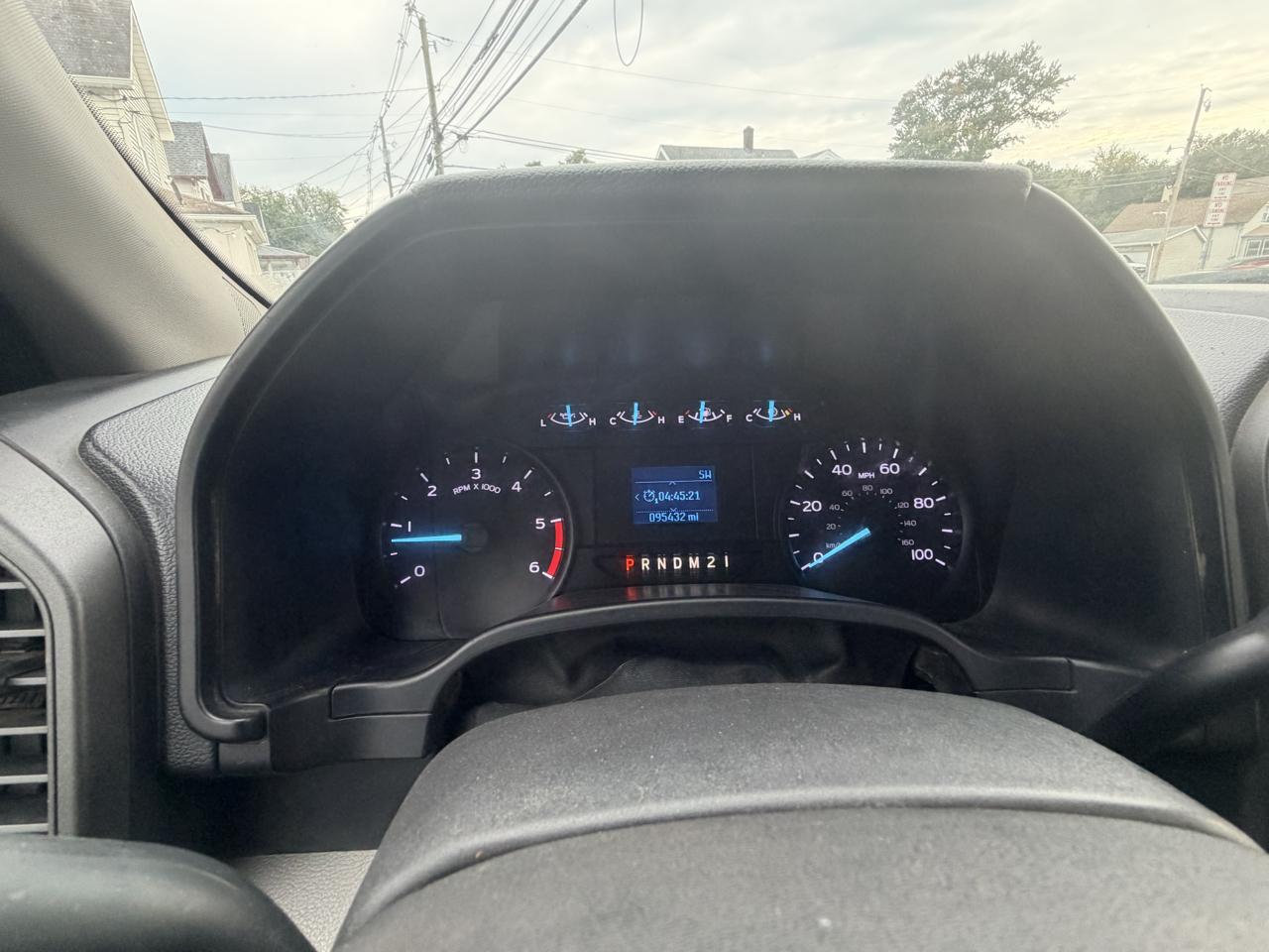 Ford F-450 SD Crew Cab DRW 2WD 2019