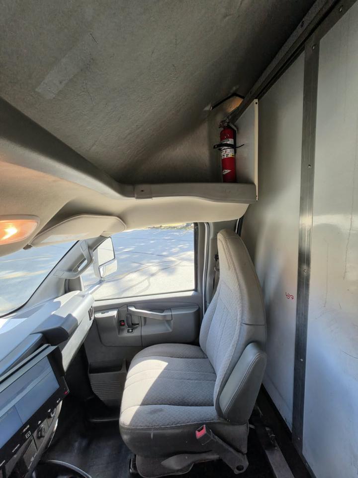 Chevrolet Express G4500 177" 2017