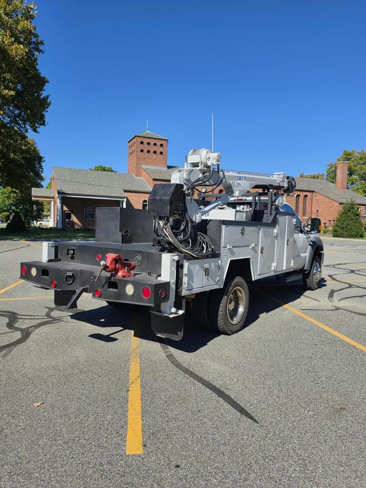 Ford F-550 Regular Cab DRW 4WD 2016
