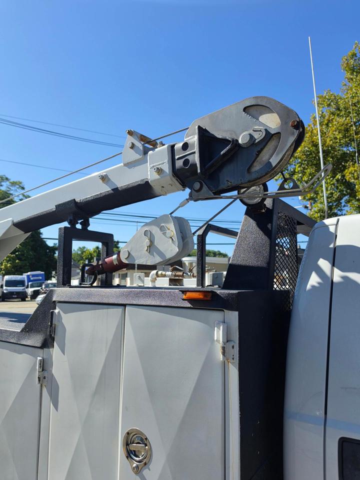 Ford F-550 Regular Cab DRW 4WD 2016