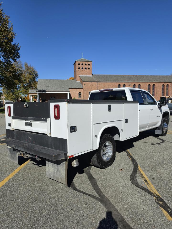 Chevrolet Silverado 3500HD LT Crew Cab 4WD 2023