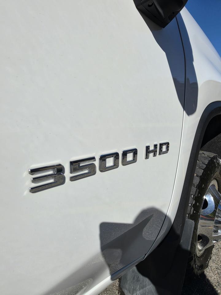 Chevrolet Silverado 3500HD LT Crew Cab 4WD 2023